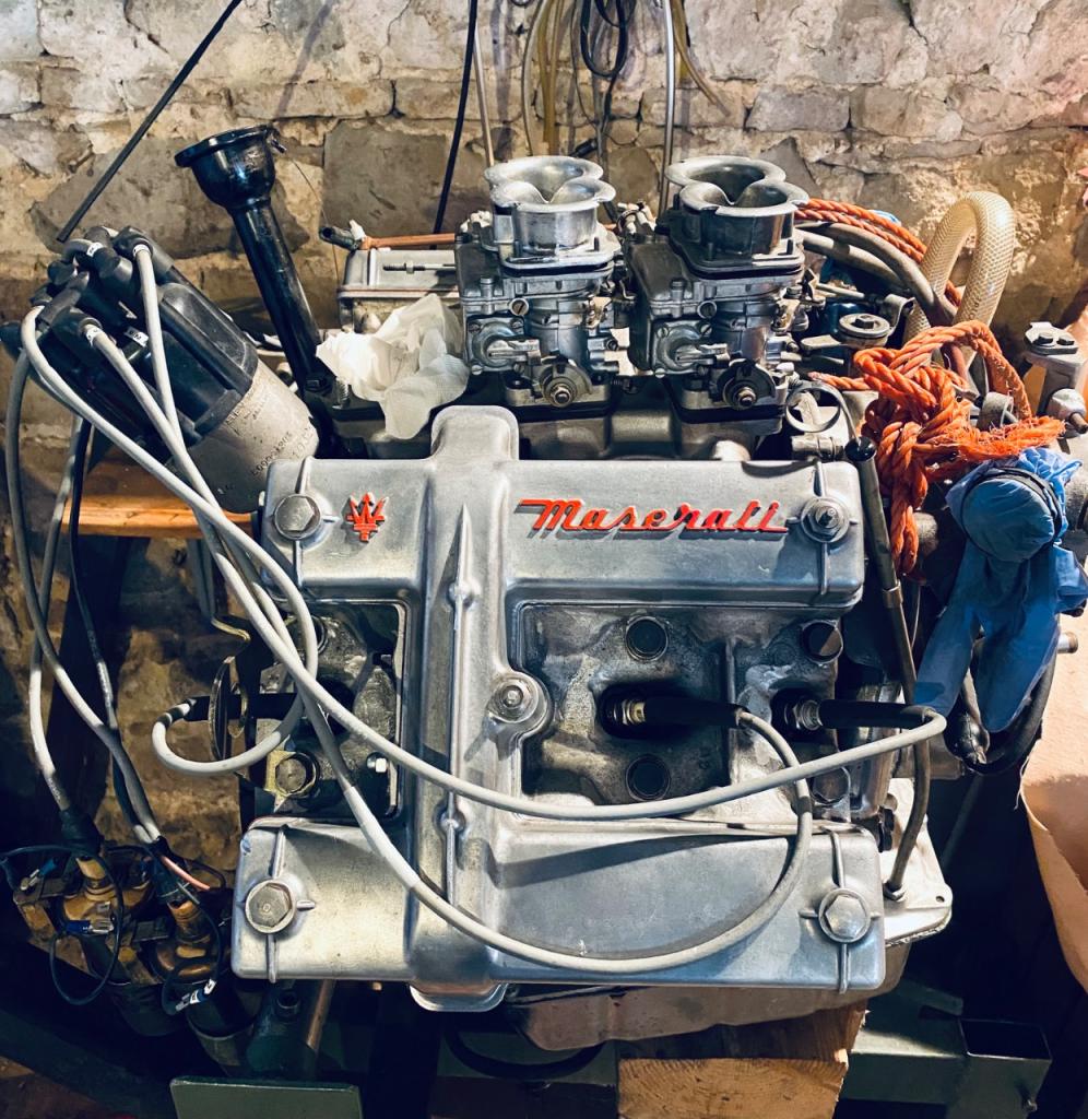 Moteur CITROEN SM 2.7 carburateur LesAnciennes.com