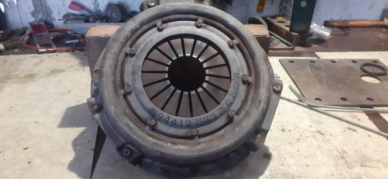 Mécanisme embrayage RENAULT utilitaire master 2,5 LesAnciennes.com