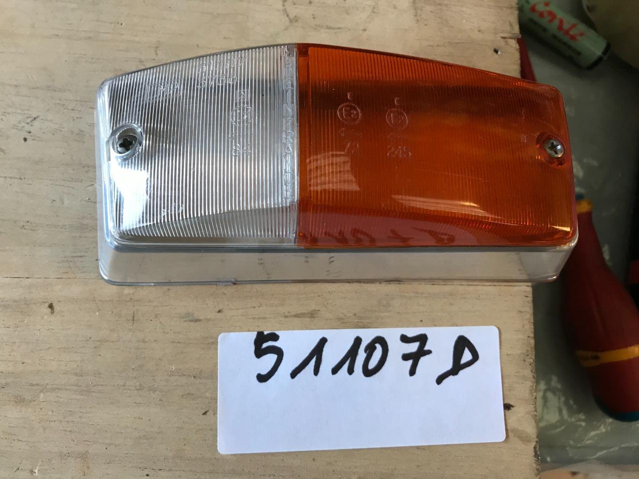 Cabochon clignotant neuf RENAULT 16 (R16) LesAnciennes.com