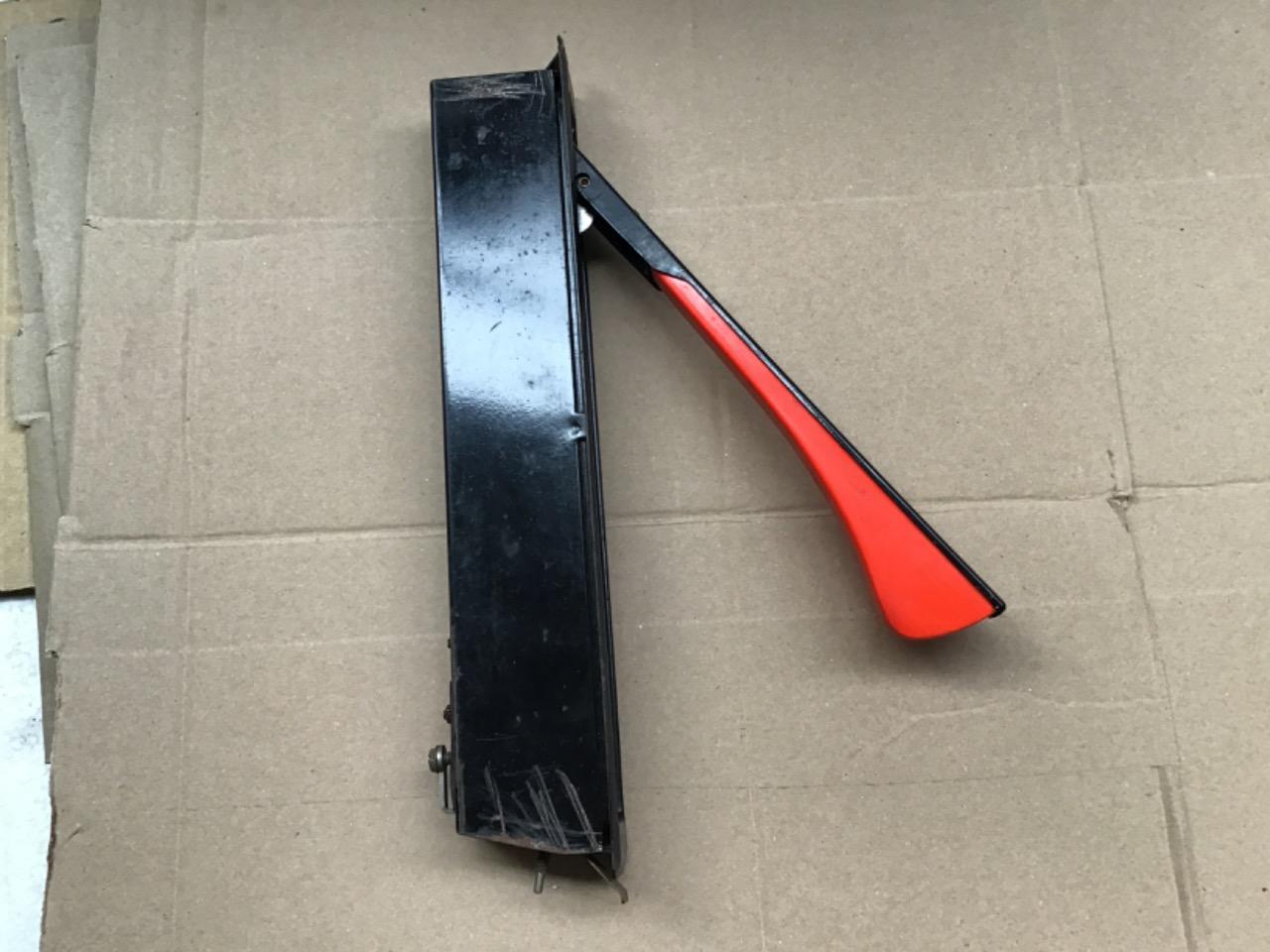 FLECHE NEUVE 6V KLAXON LesAnciennes.com