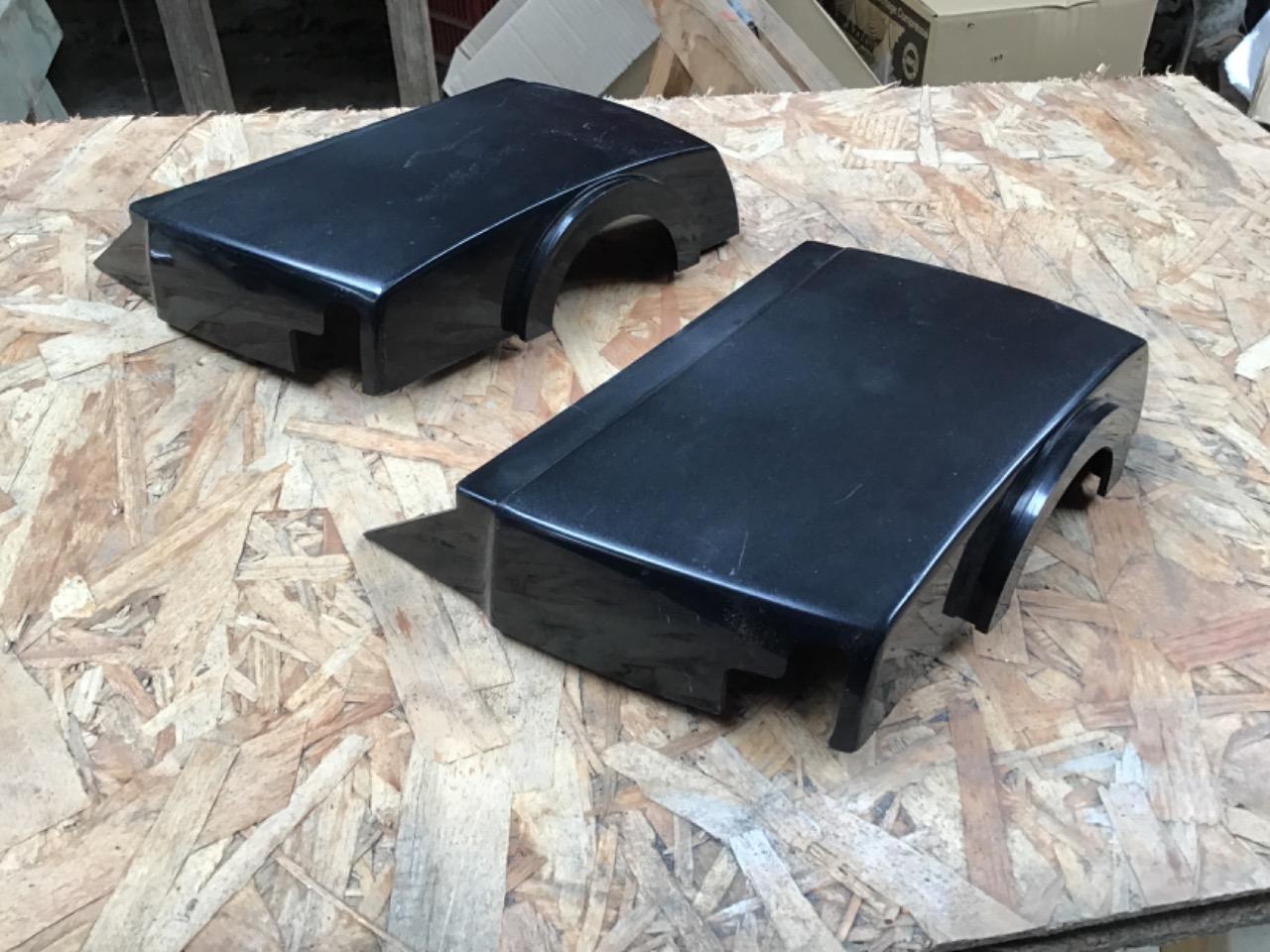 CACHE NEUF COLONNE DIRECTION RENAULT 16 (R16) LesAnciennes.com