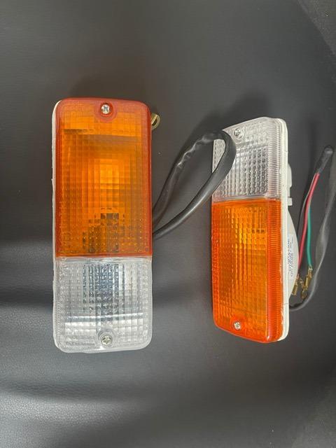 Feux du pare-chocs avant Lamborghini Diablo LesAnciennes.com