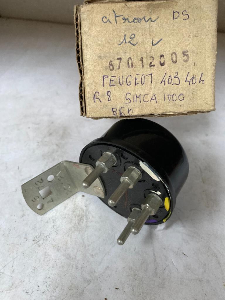 Relais déviateur CITROEN DS 403 404 Simca 1000 LesAnciennes.com