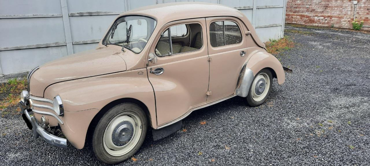 RENAULT 4CV - 1957 LesAnciennes.com