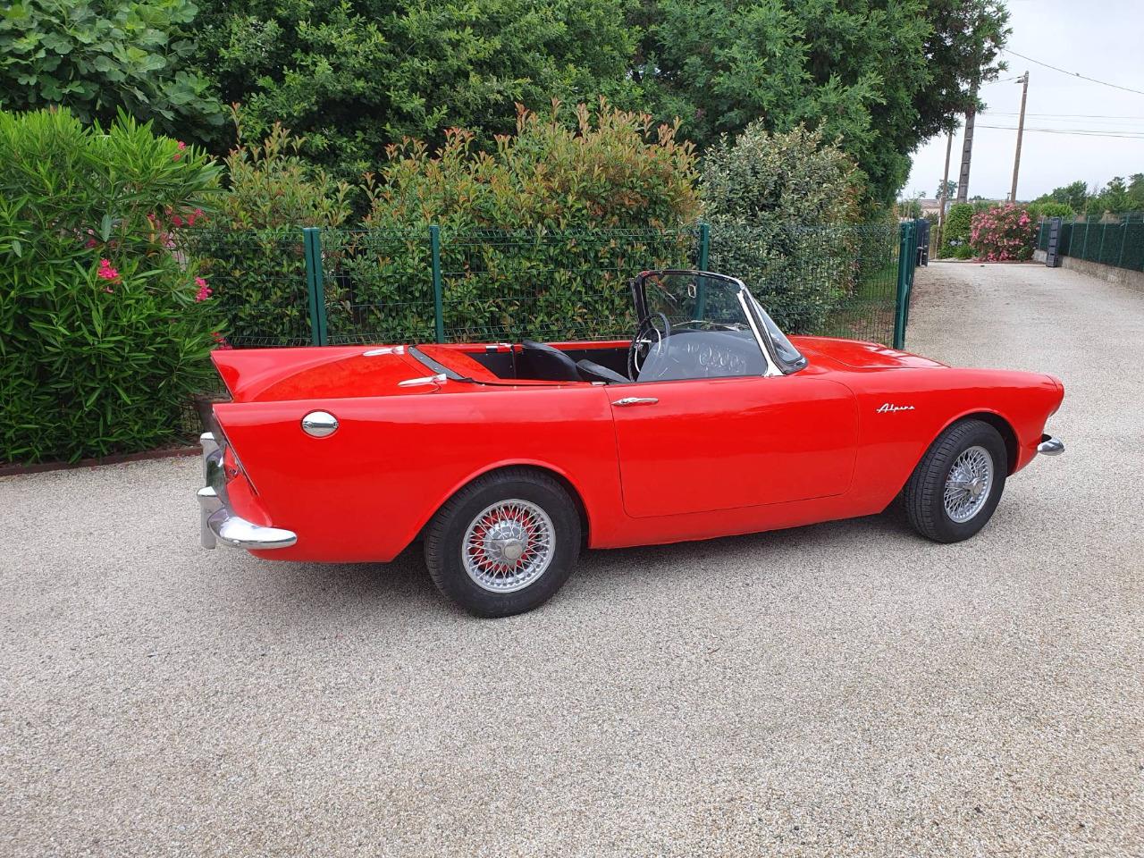 SUNBEAM Alpine cabriolet - 1961 LesAnciennes.com