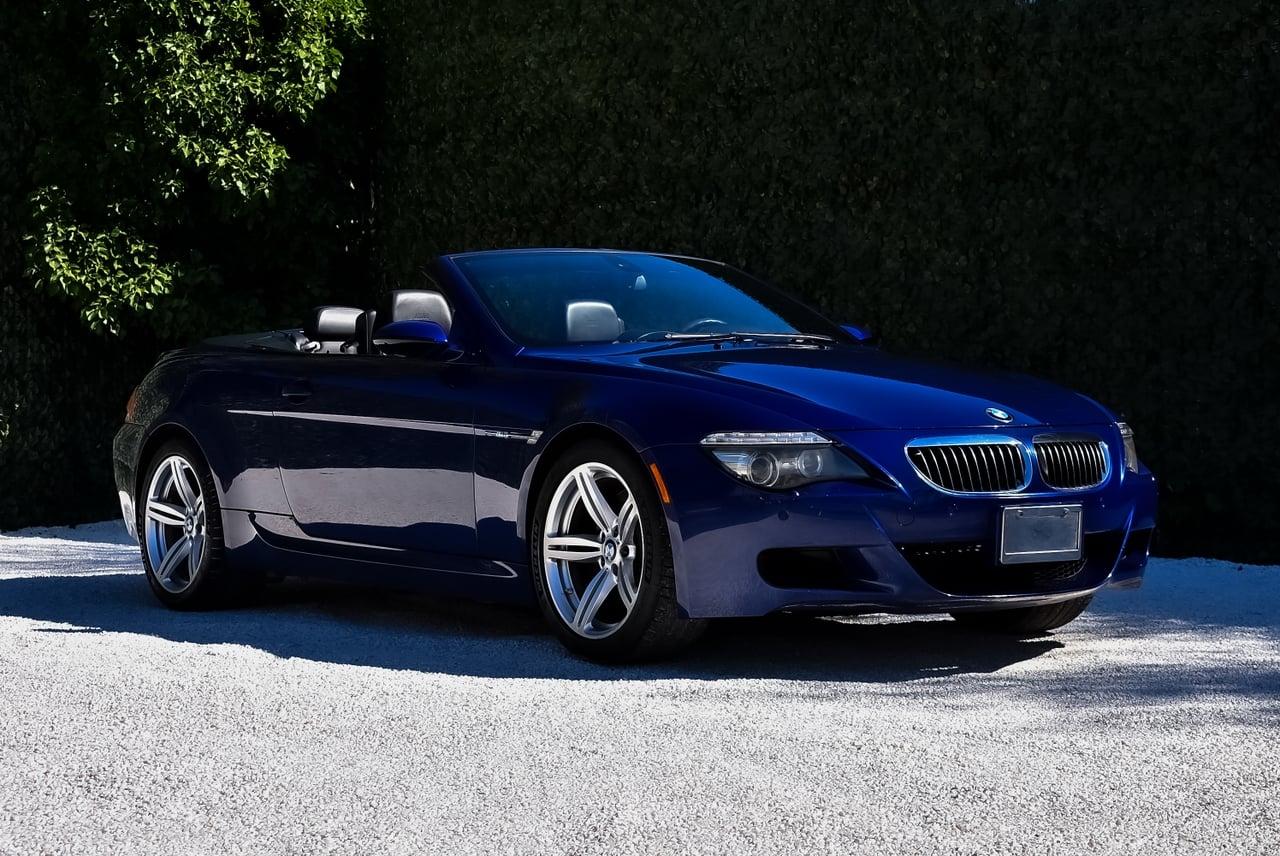 2008 BMW M6 Convertible 5,0L V10 LesAnciennes.com