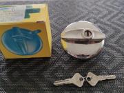 image_0-Bouchon essence RENAULT 4 R4 R8 R10 R12 4 8 10 12