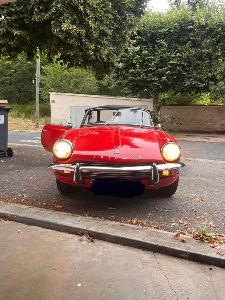 TRIUMPH Spitfire MK III - 1969 LesAnciennes.com