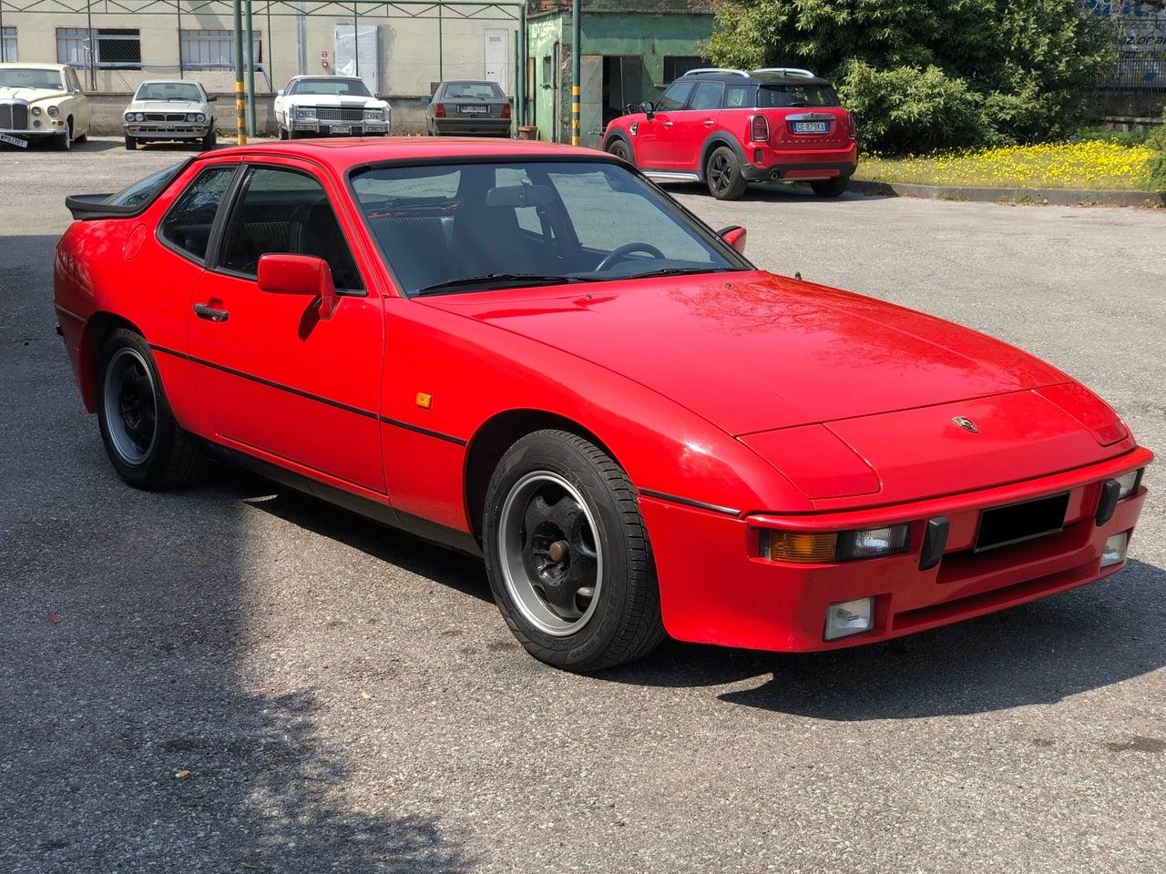 1982 Porsche 924 LHD LesAnciennes.com