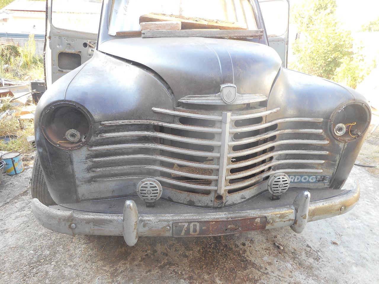 RENAULT Colorale Breack - 1955 LesAnciennes.com