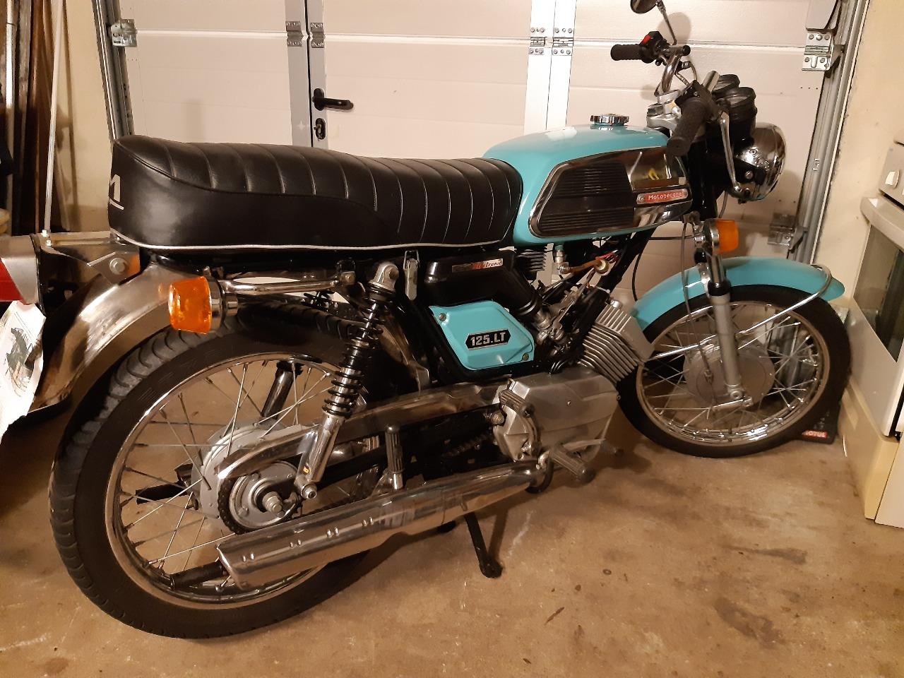 MOTOBECANE 125 LT - 1979 LesAnciennes.com