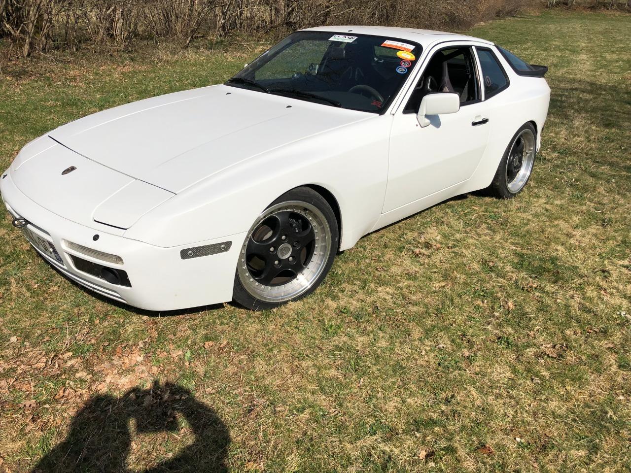 PORSCHE 944 turbo - 1986 LesAnciennes.com