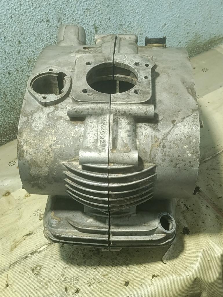 Carter Ducati 125 MD32992 LesAnciennes.com