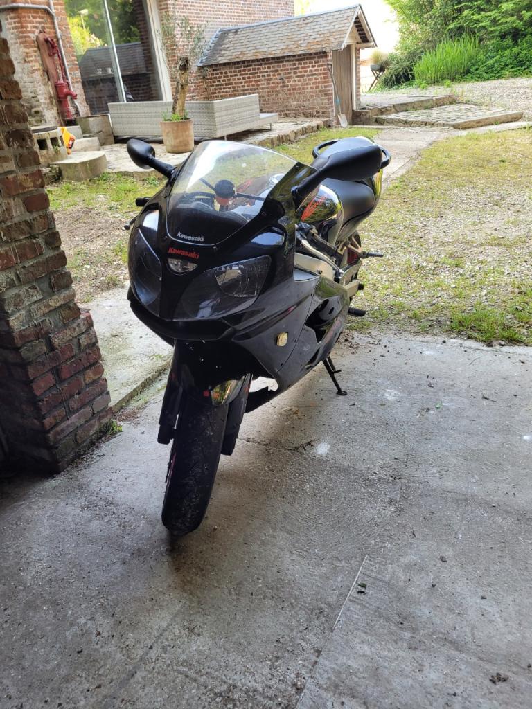 KAWASAKI 900zxr - 2000 LesAnciennes.com