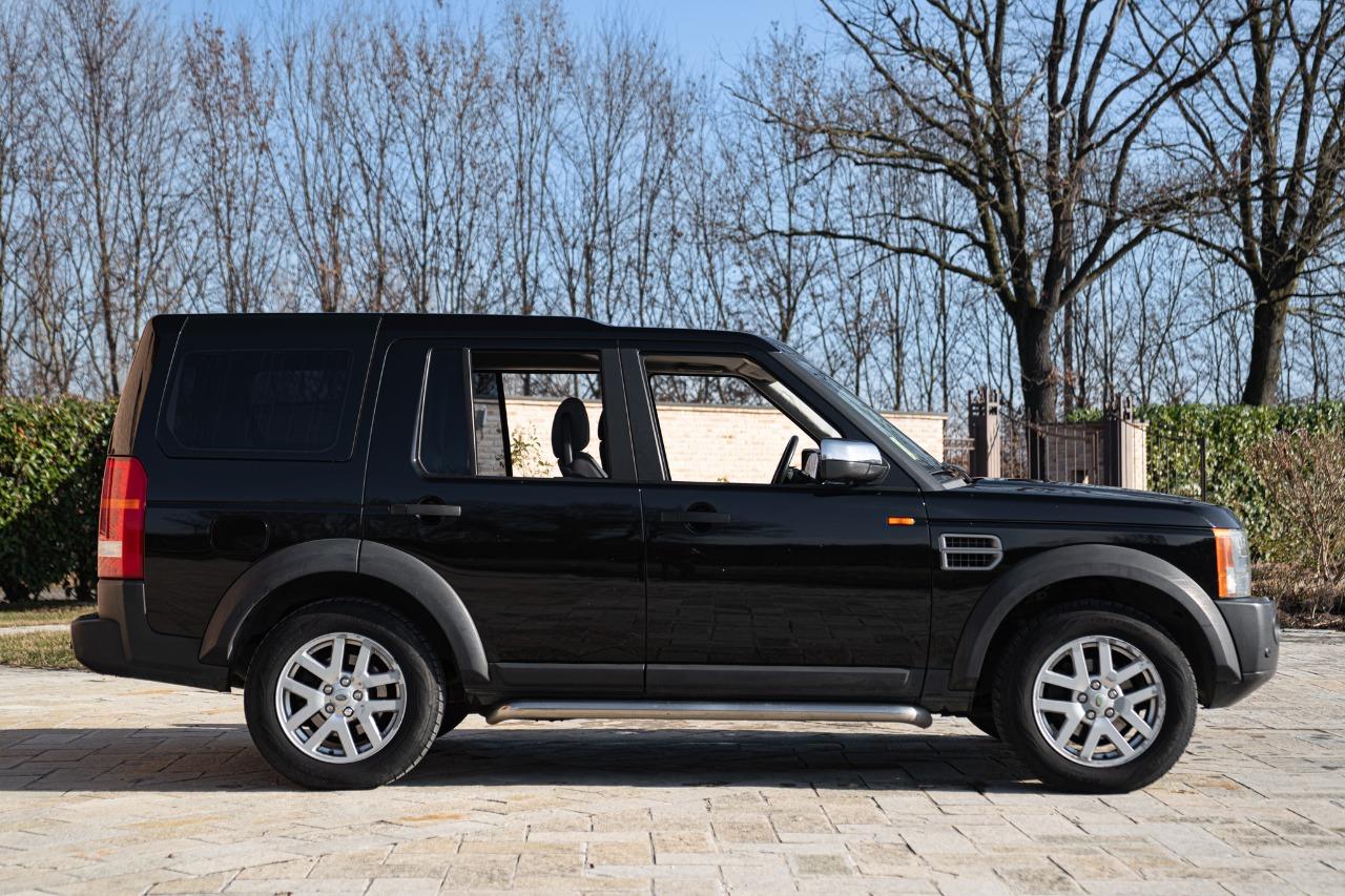 LAND ROVER DISCOVERY 2.7 TDV6 X LesAnciennes.com