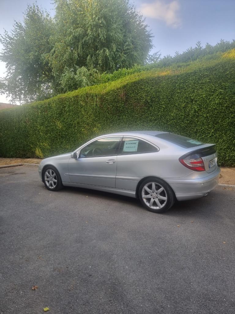 MERCEDES 200 C200 coupé sport - 2005 LesAnciennes.com