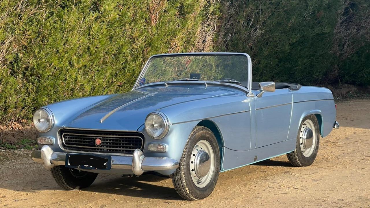MG Midget - 1962 LesAnciennes.com