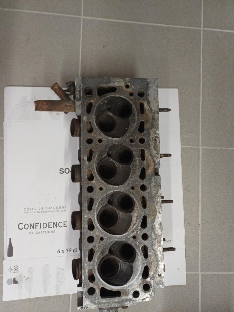 Culasse PEUGEOT 304 LesAnciennes.com