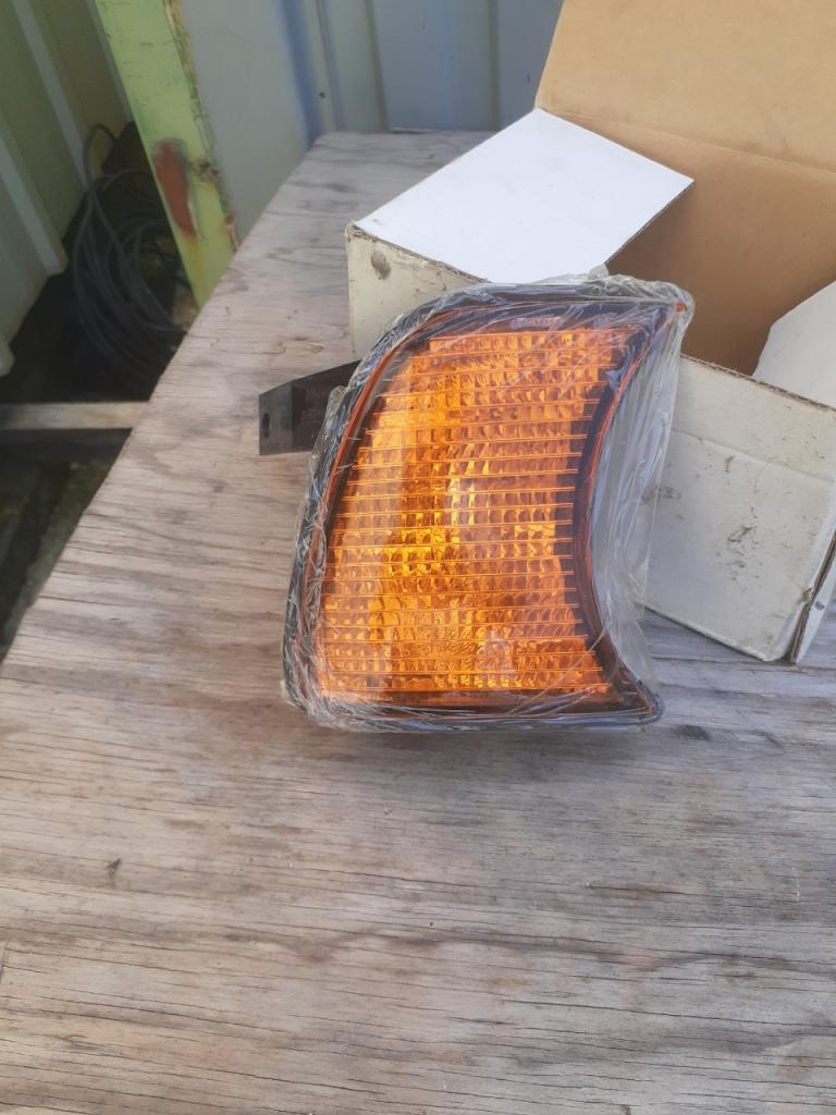 Clignotant BMW 520 E34 LesAnciennes.com