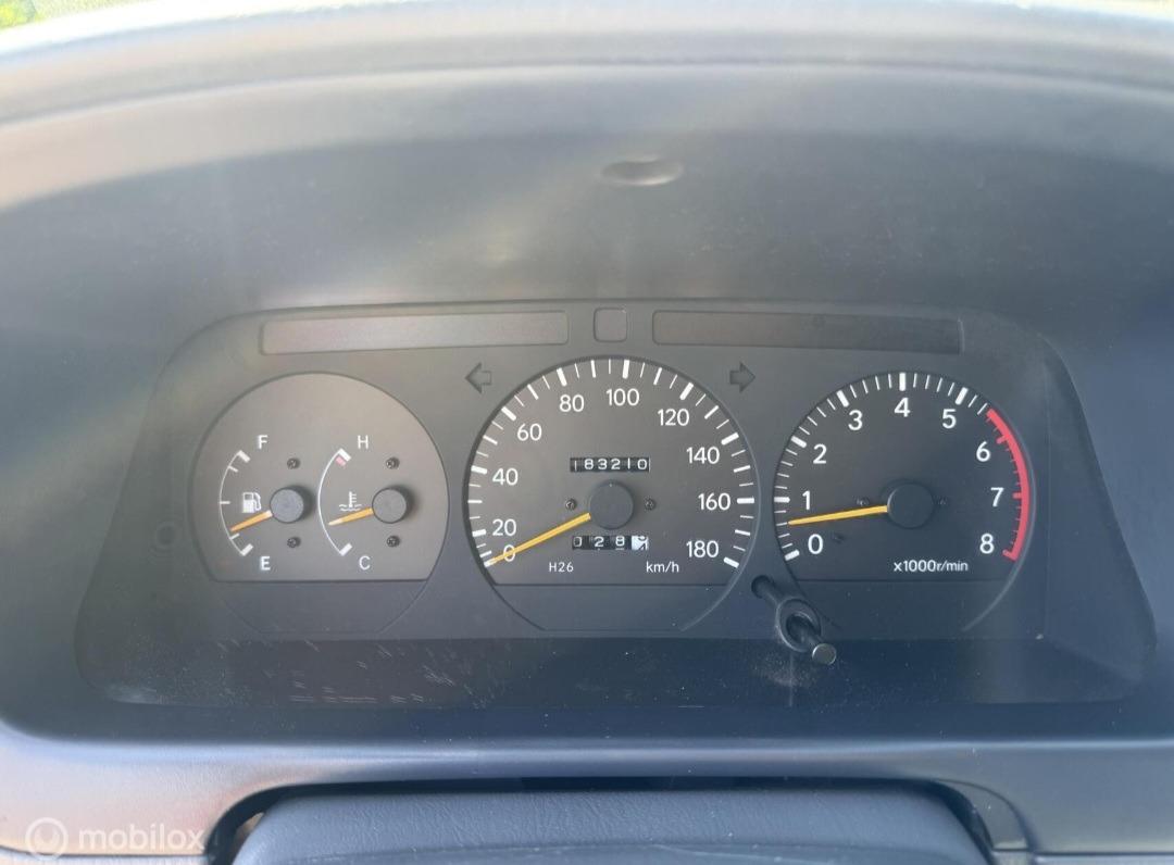 1999 Toyota Hiace, foto 8