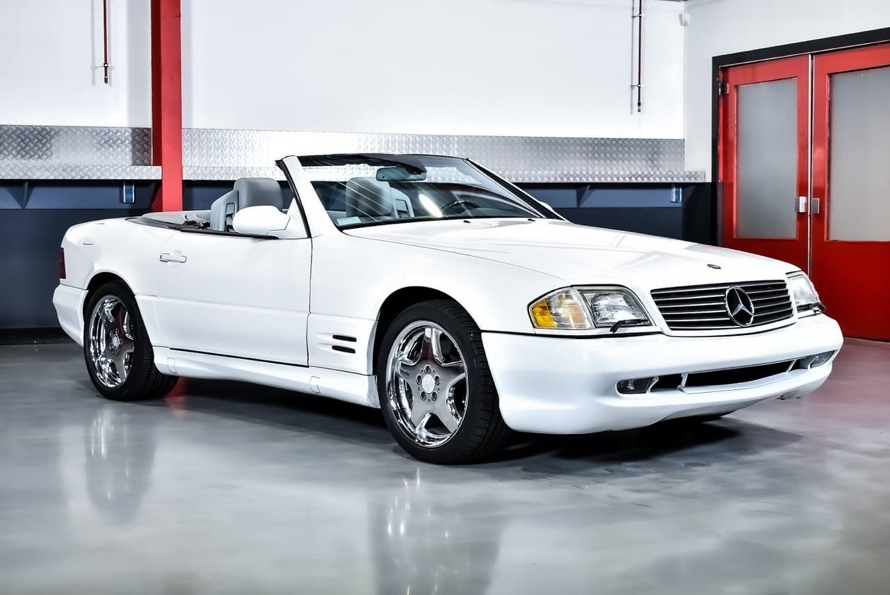 2001 Mercedes-Benz R129 SL500 Convertible 5,0L V8  LesAnciennes.com