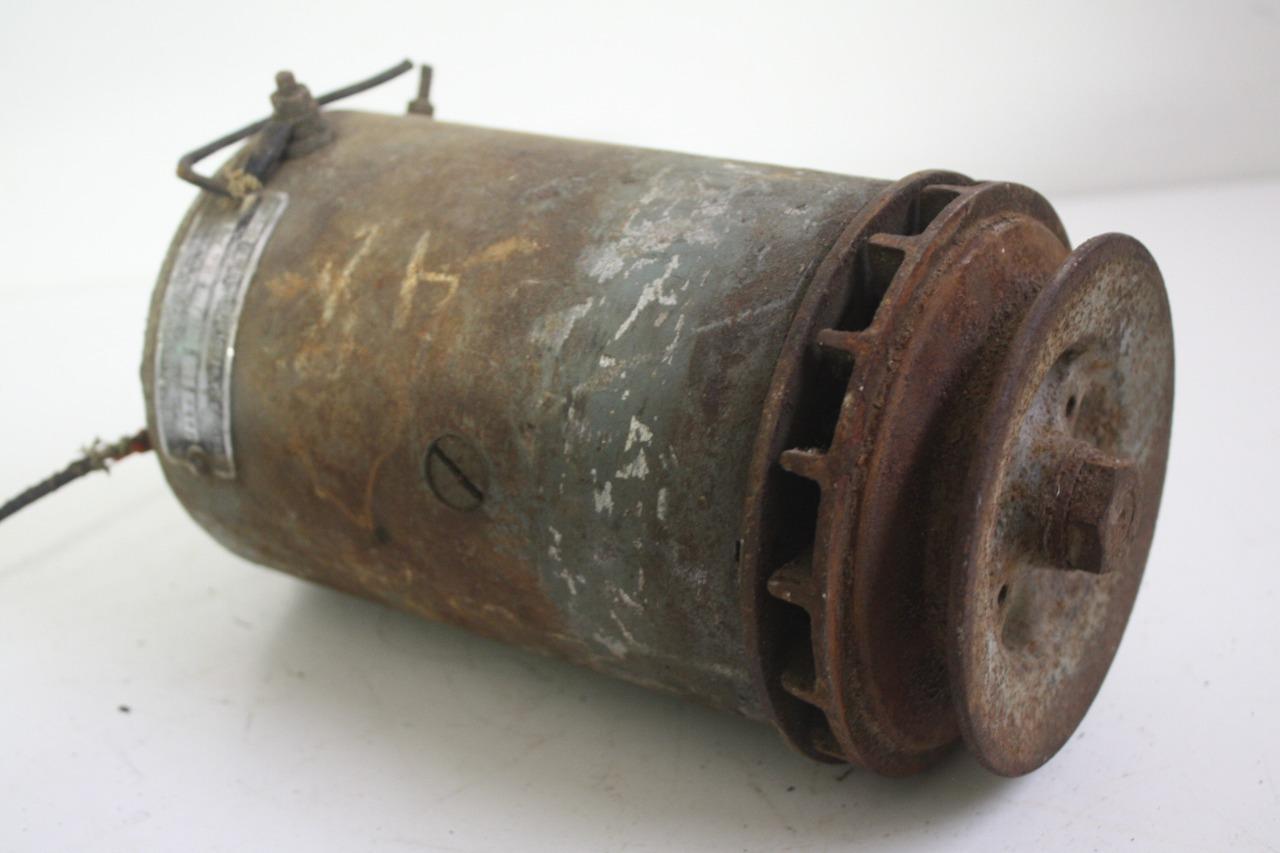 Dynamo Marchal Vaucanson 12 Volts 12V Ref Jdbs 587 LesAnciennes.com