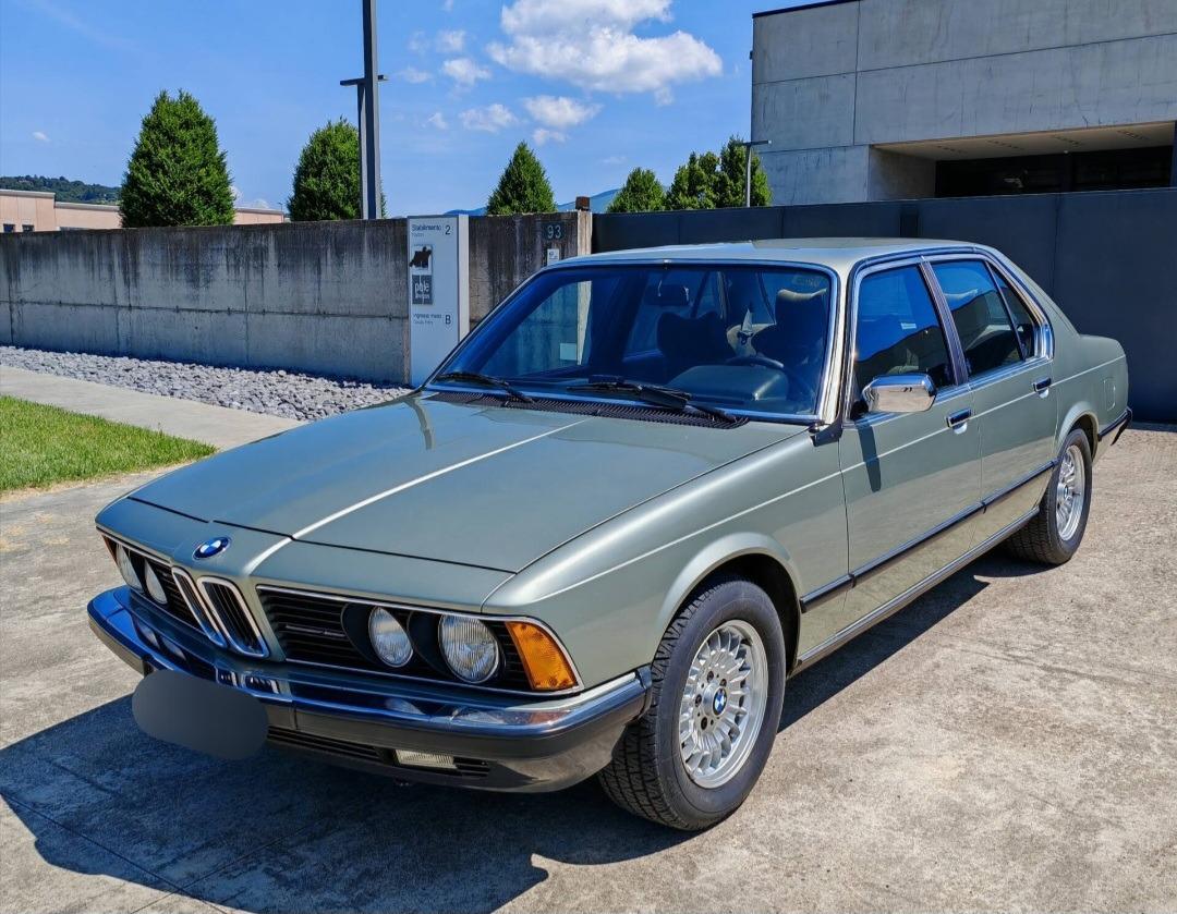 BMW 745i Turbo E23 3.2 252 cv - 1982 LesAnciennes.com