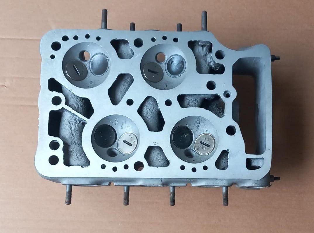 LANCIA Ardea Tête moteur LesAnciennes.com