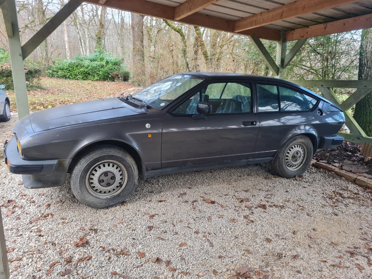 ALFA ROMEO GTV - 1982 LesAnciennes.com