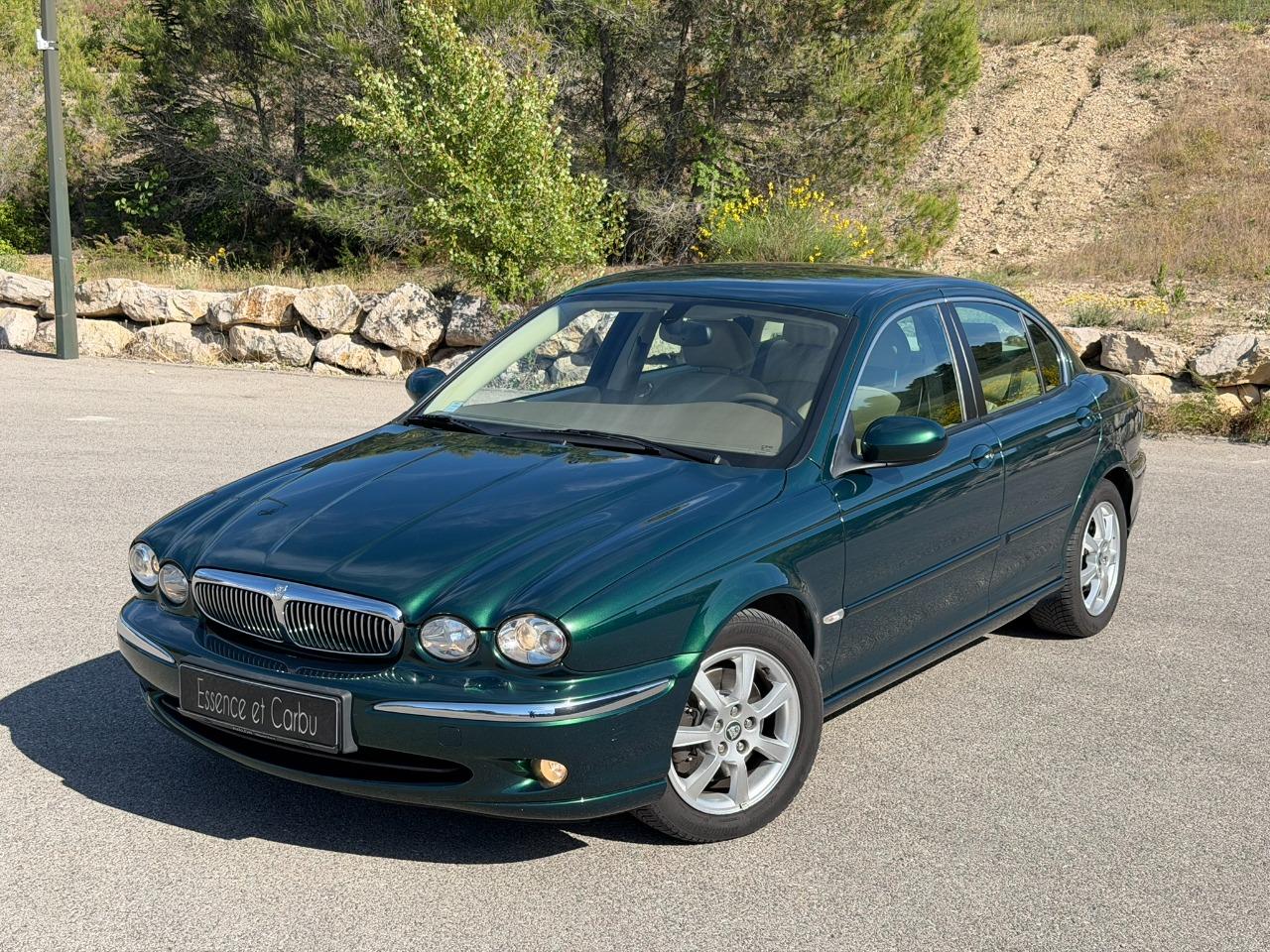 JAGUAR X-Type 2.5 V6 195ch 4WD Exécutive BVA - 200 LesAnciennes.com