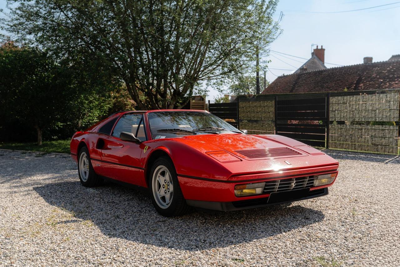 FERRARI 328 GTS - ORIGINE FRANCE - 1986 LesAnciennes.com