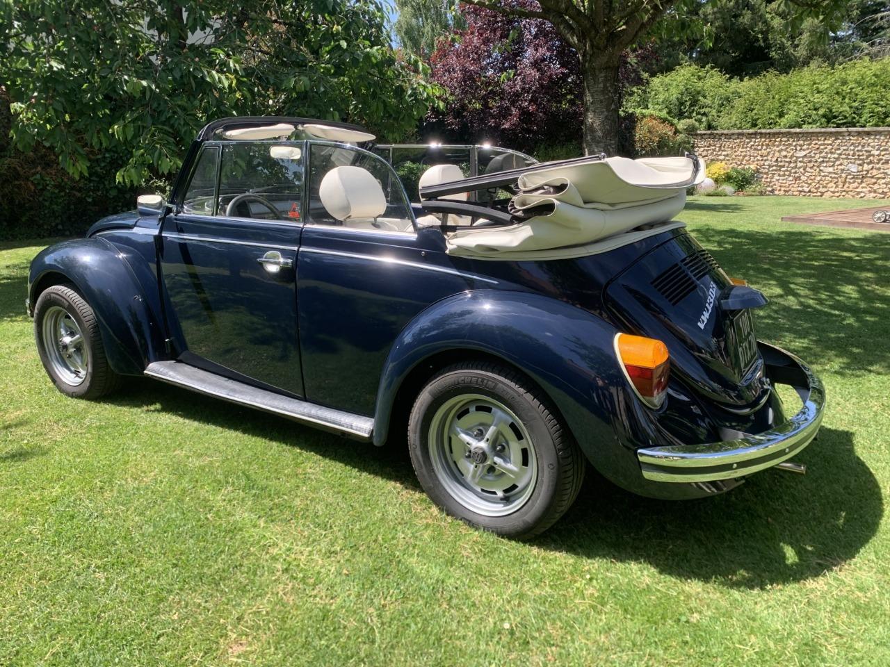 VOLKSWAGEN Coccinelle cabriolet Karmann - 1979 LesAnciennes.com