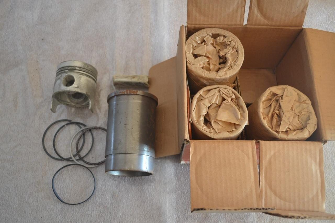 Kit chemises/pistons PEUGEOT 204 Diesel LesAnciennes.com
