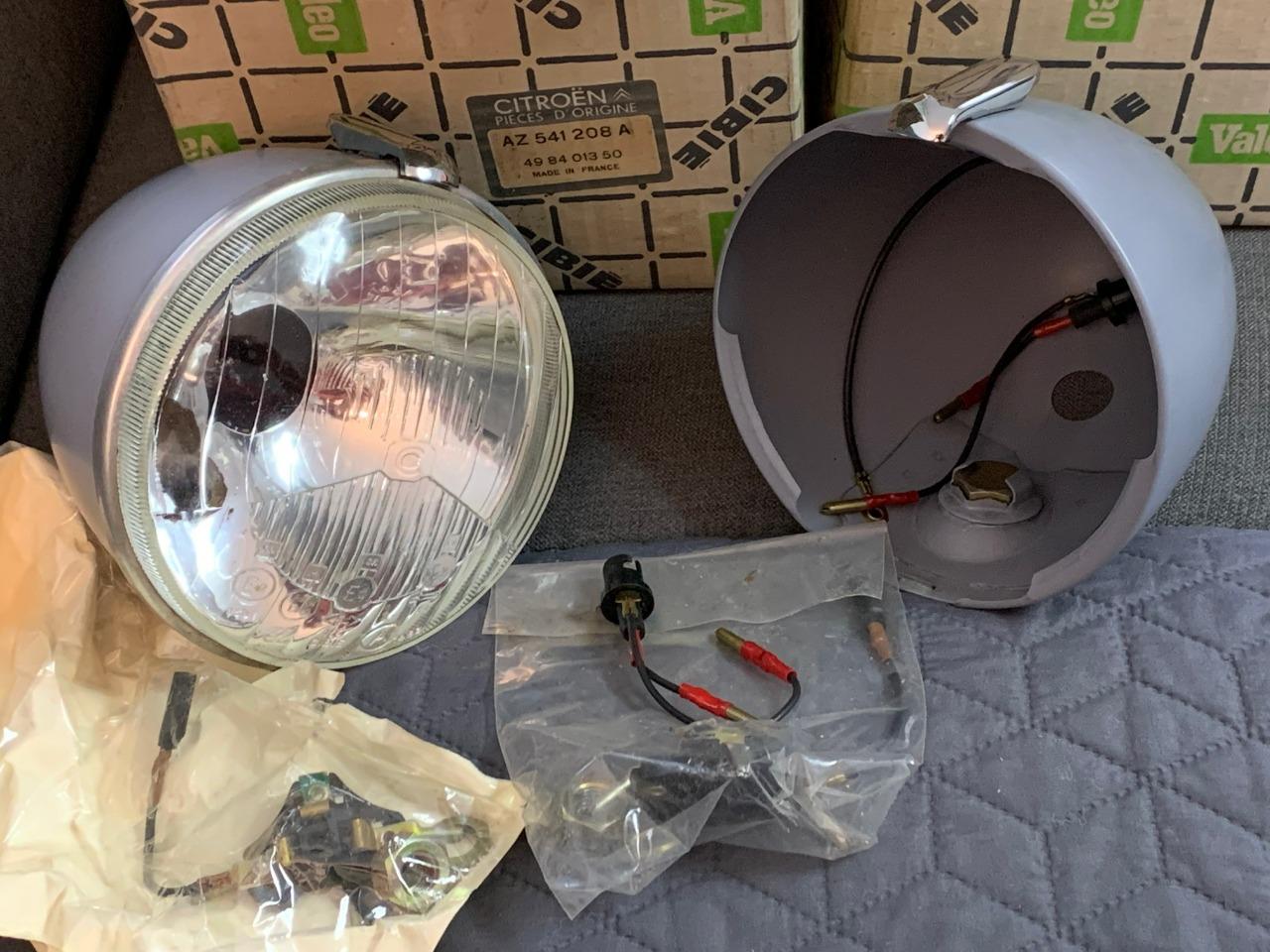 Cuvelages Métal Cibié pour Citroen 2 CV LesAnciennes.com