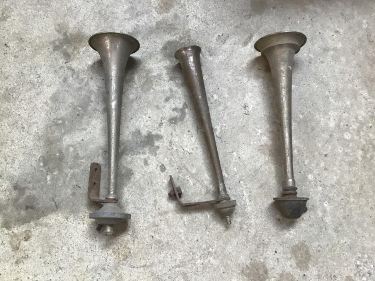 TROMPES À DÉPRESSION LesAnciennes.com