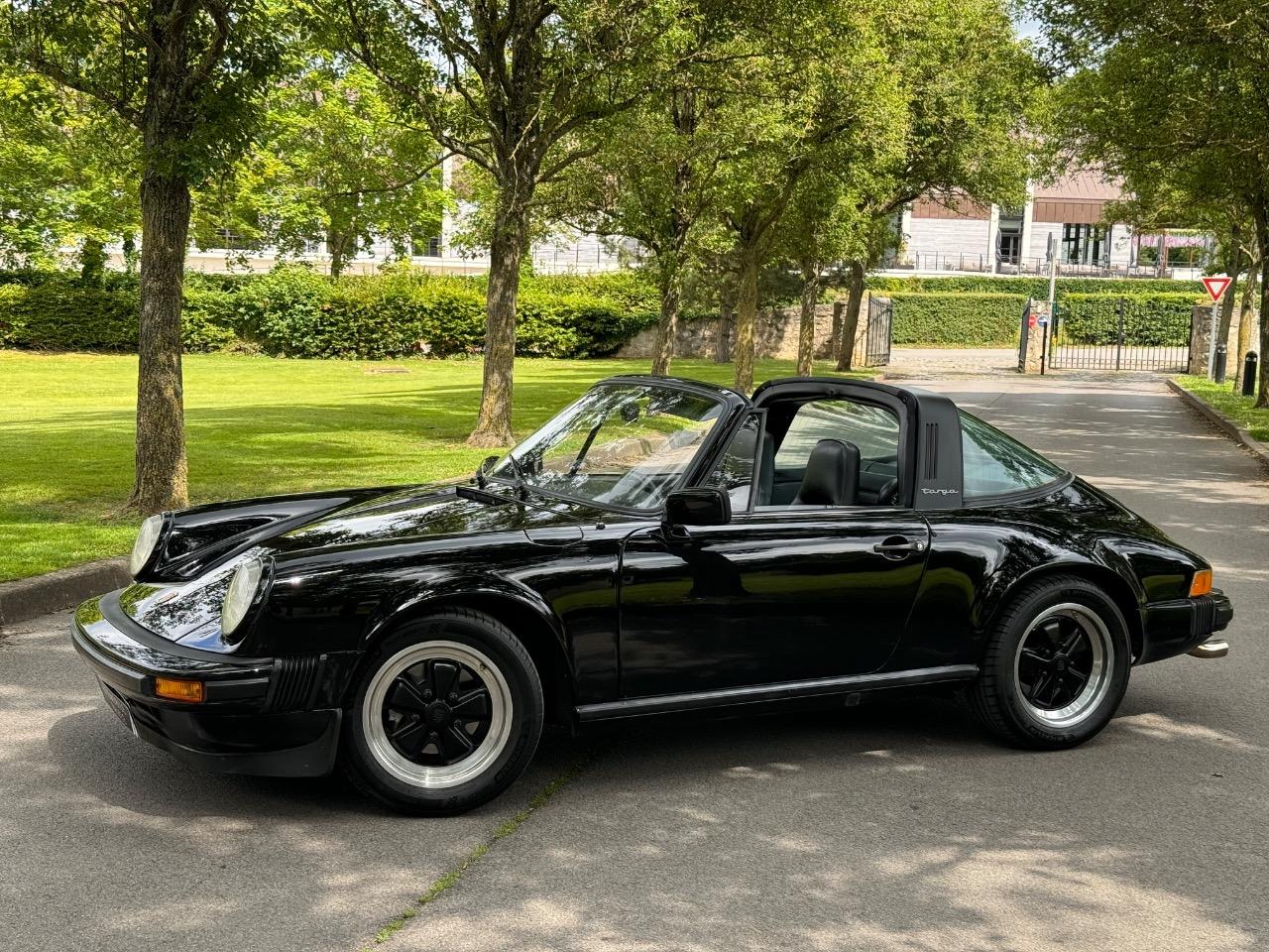 PORSCHE 911 Targa 3.0 SC - 1979 LesAnciennes.com