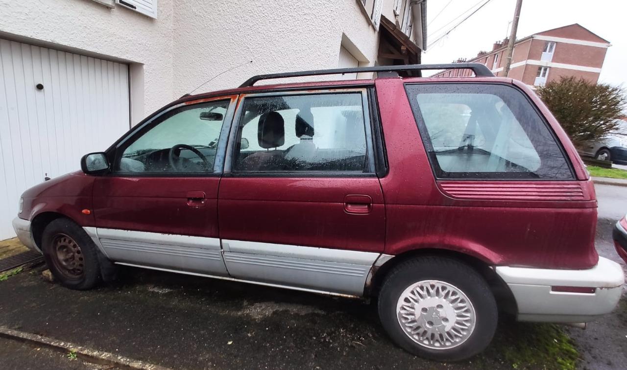 MITSUBISHI SPACE WAGON GLX II - 1996 LesAnciennes.com