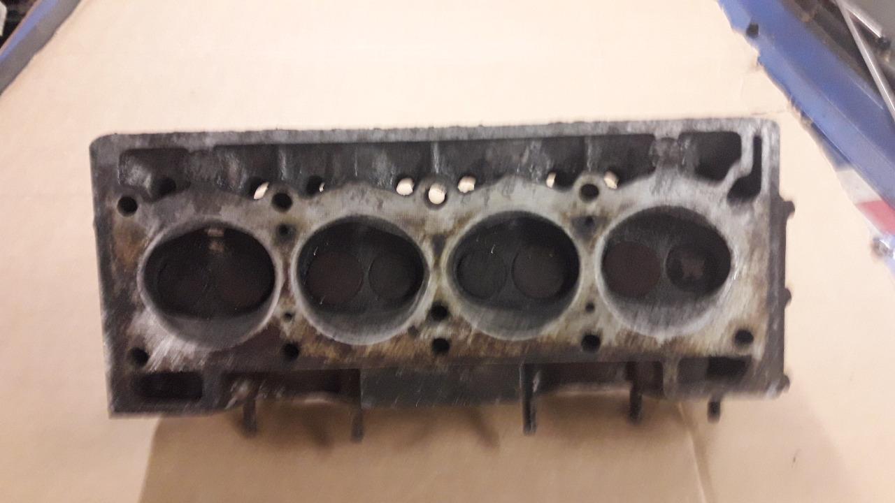 Culasse RENAULT 8 (R8) Major,1132 LesAnciennes.com