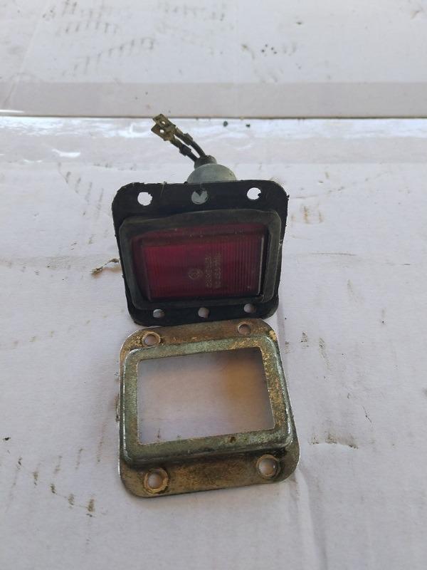 Pièces MASERATI Quattroporte Lumière de porte LesAnciennes.com