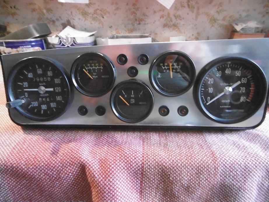 Compteur jaeger PEUGEOT 304 toute version LesAnciennes.com