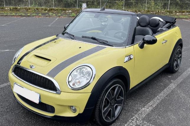 MINI Mini Cooper S R57 cabriolet - 2011 LesAnciennes.com