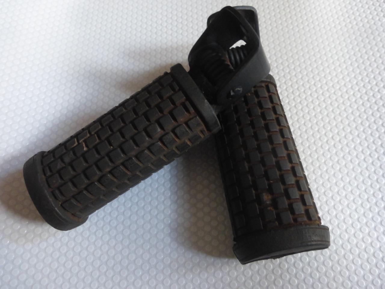 Repose pieds PUCH SG 250 LesAnciennes.com