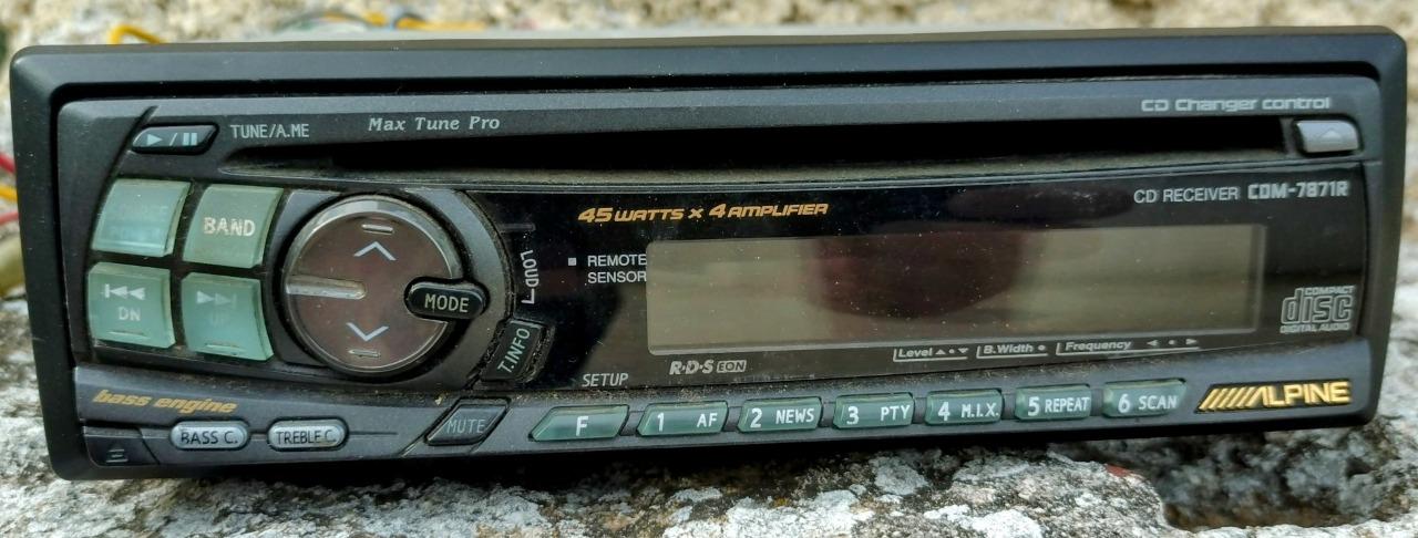Autoradio "ALPINE CDM-7871R" LesAnciennes.com