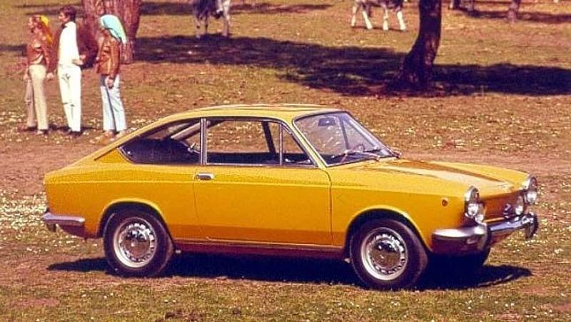 Pare choc AR FIAT 850 LesAnciennes.com