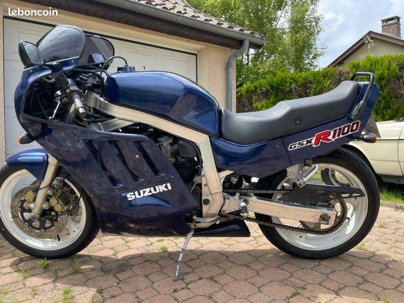 SUZUKI GSXR 1100 - 1988 LesAnciennes.com