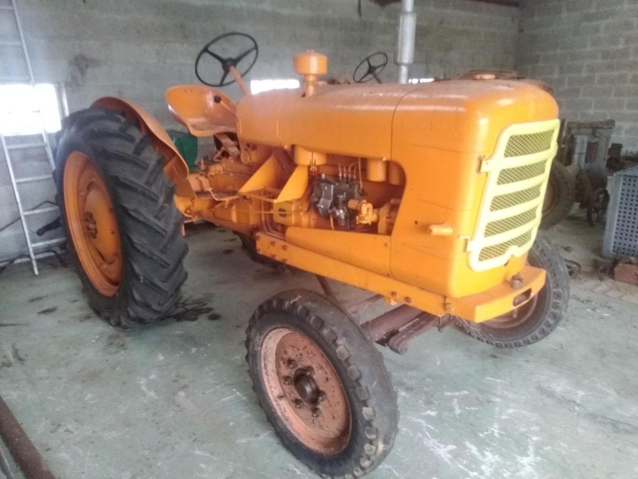 SOMECA Som 40 - 1958 LesAnciennes.com