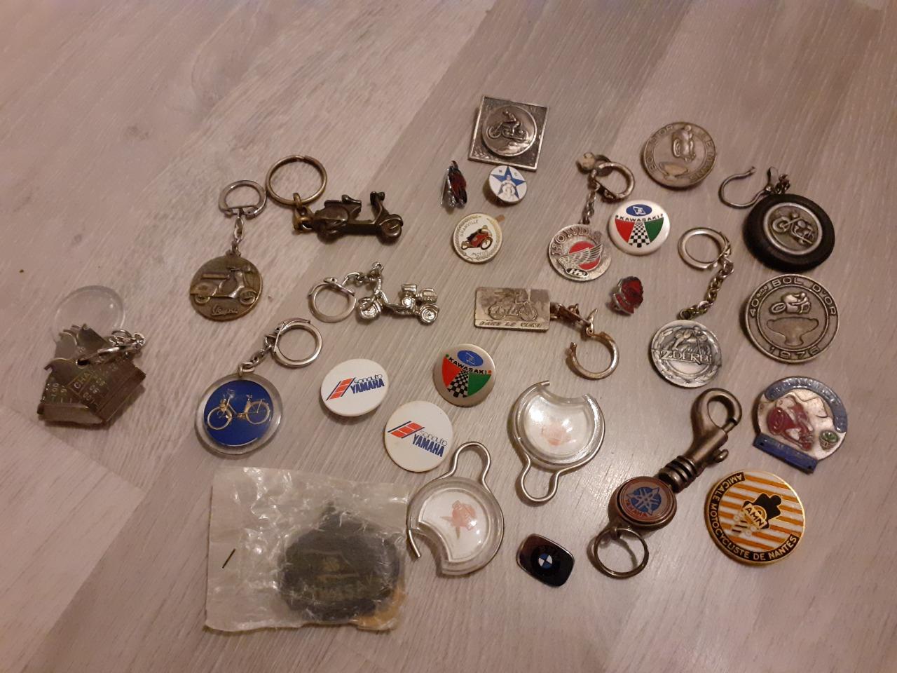 Porte-clés motos années 60/80 LesAnciennes.com