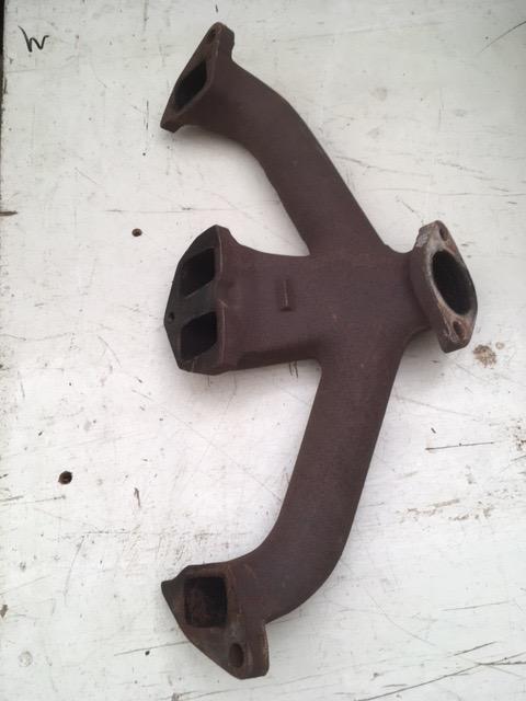 Collecteur échappement simple sortie VOLVO P1800 LesAnciennes.com