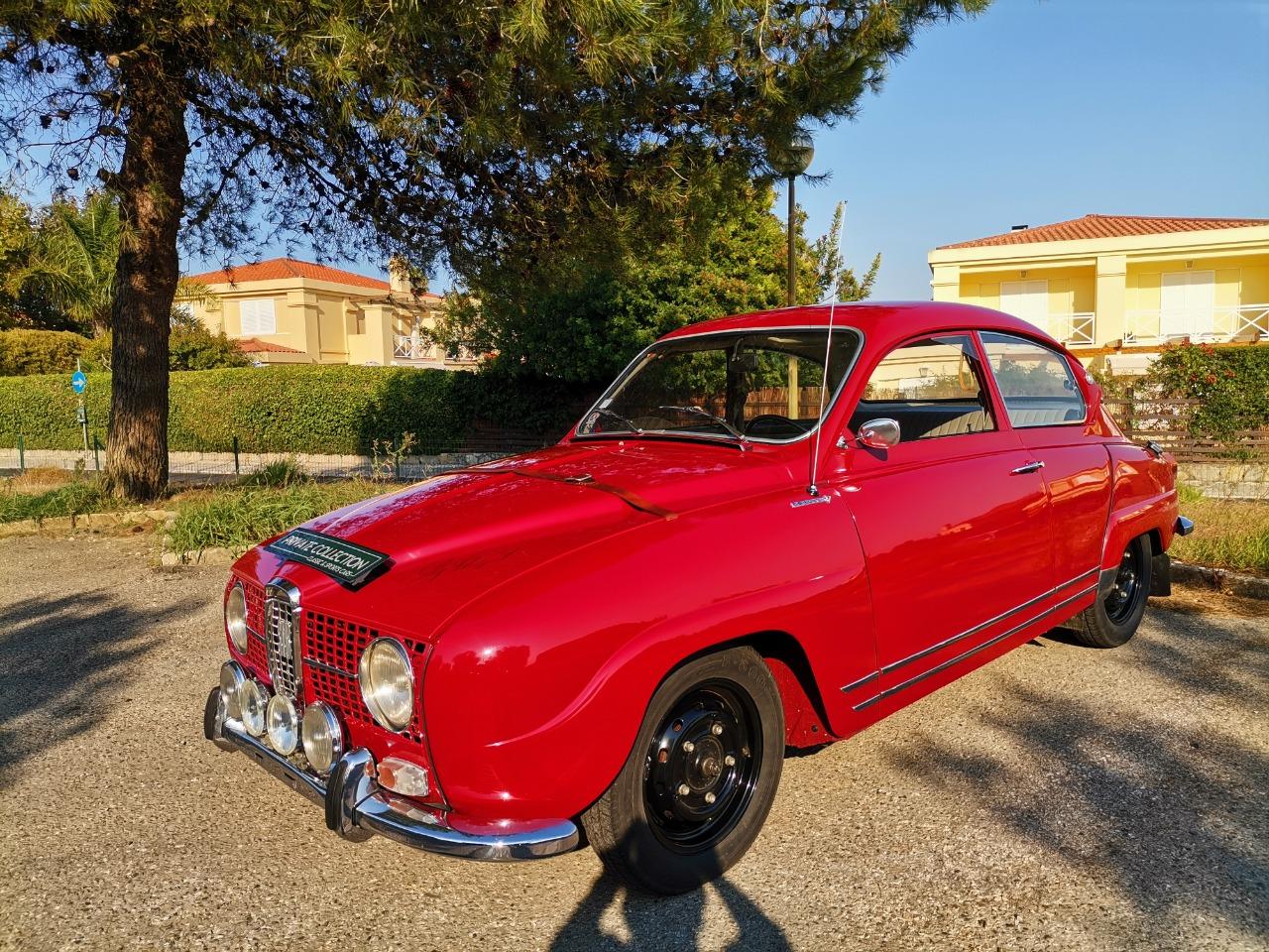 SAAB 96 V4 " RALLY LOOK" - 1968 LesAnciennes.com