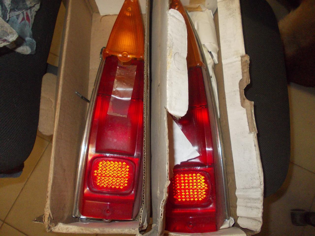 Feux PEUGEOT 404 BRECK LesAnciennes.com